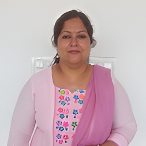 Aparna Bhatnagar - Fashion Designing Instructor