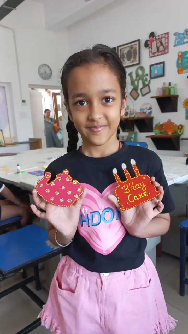 Art & Craft session photo 8