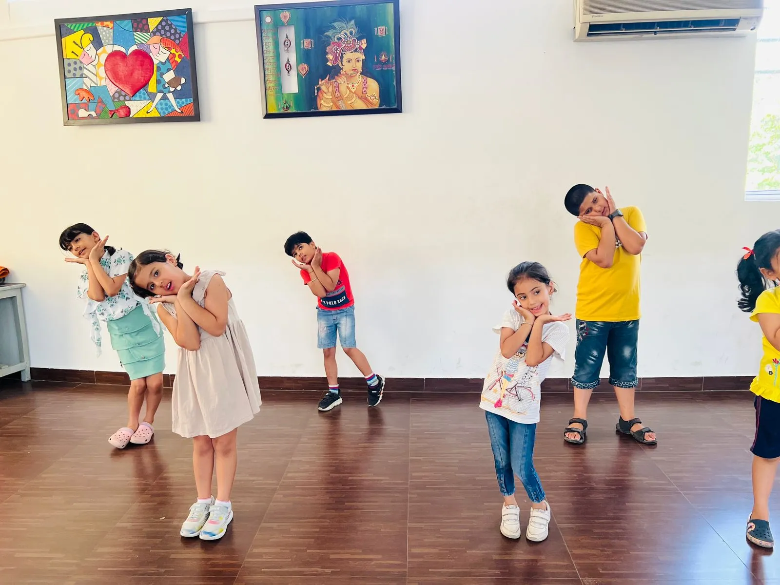 Bollywood Dance photo