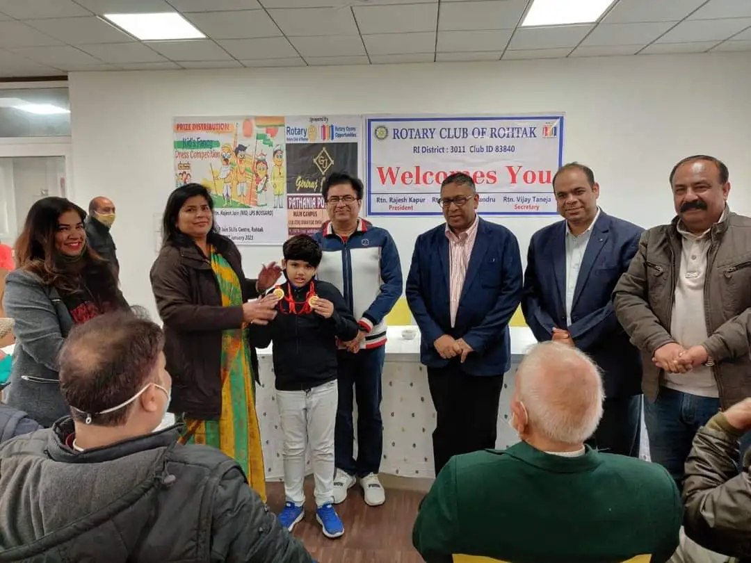 Fancy Dress Competition Prize Distribution photo