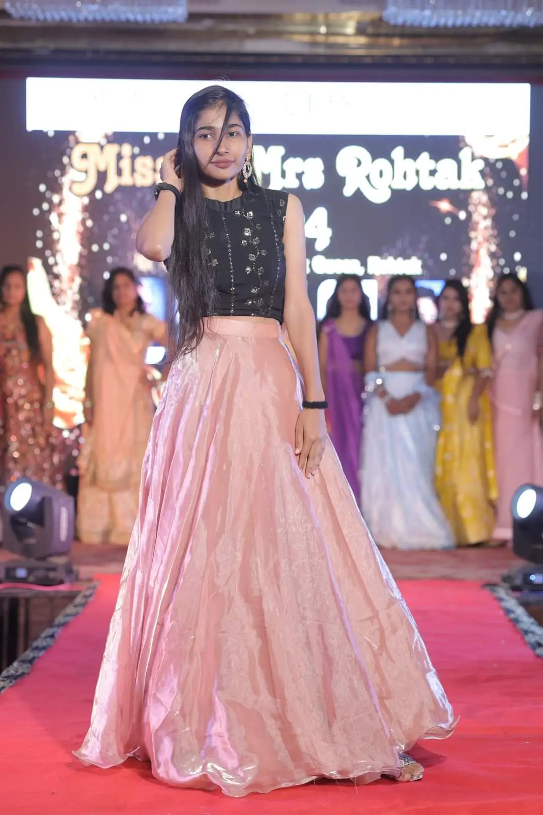 Fashion Show 2024 photo