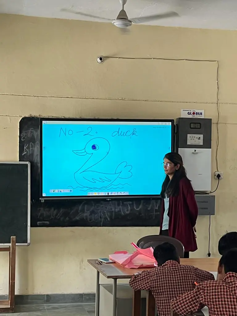 Government School Free Art & Craft Classes photo