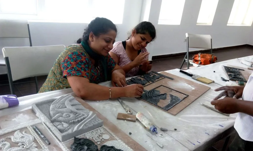 Mural Art Workshop by Bharat Rawal photo